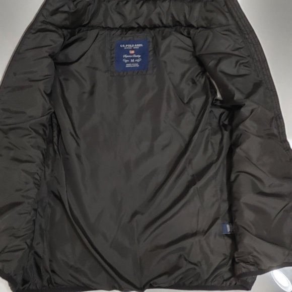 U.S. Polo Assn Vests - Picture 4 of 11